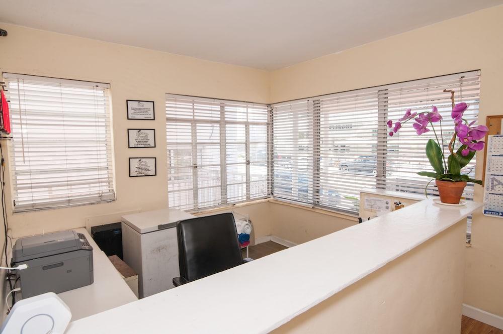Island House South Beach (Adults Only) Miami Beach Exterior photo
